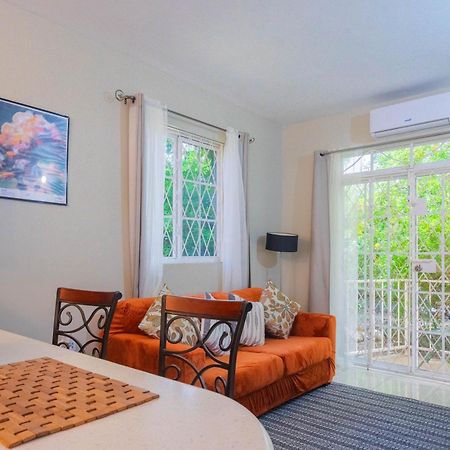 Musgrave Annex- Comfy 1 Bedroom Apartment On The Ground Floor คิงส์ตัน ภายนอก รูปภาพ